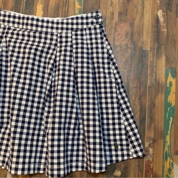 VOLCOM x GEORGIA MAY JAGGER Black/White Gingham Pleated Mini Skirt - Picture 6 of 9